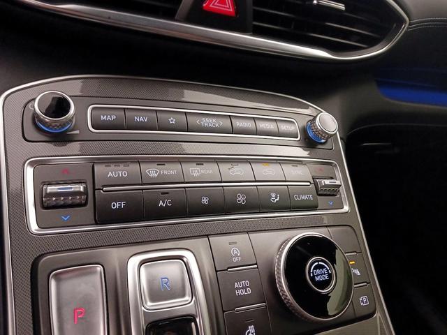 Photo of 2022 Gray Hyundai SANTA FE