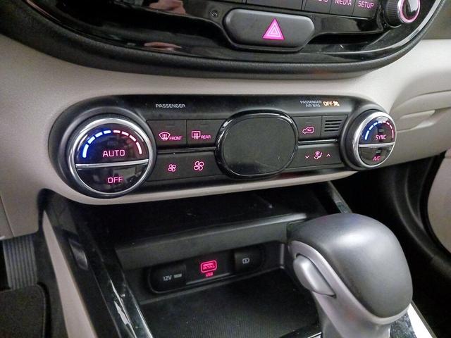 Photo of 2022 Red Kia Soul