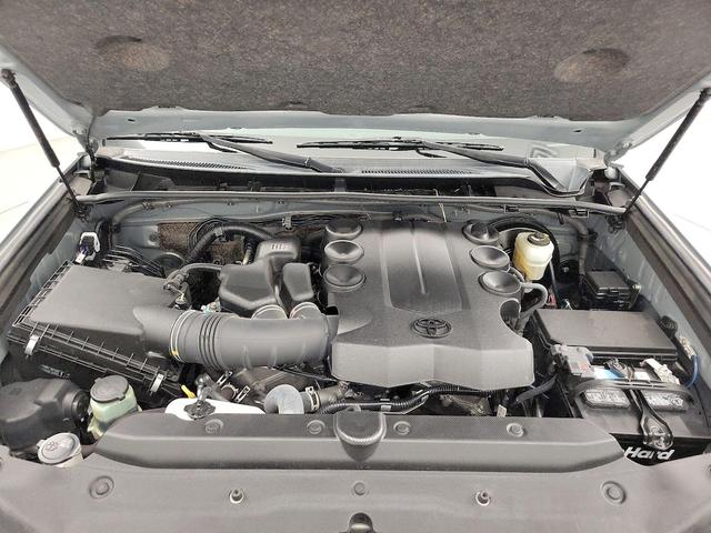 Photo of 2021 Gray Toyota 4Runner