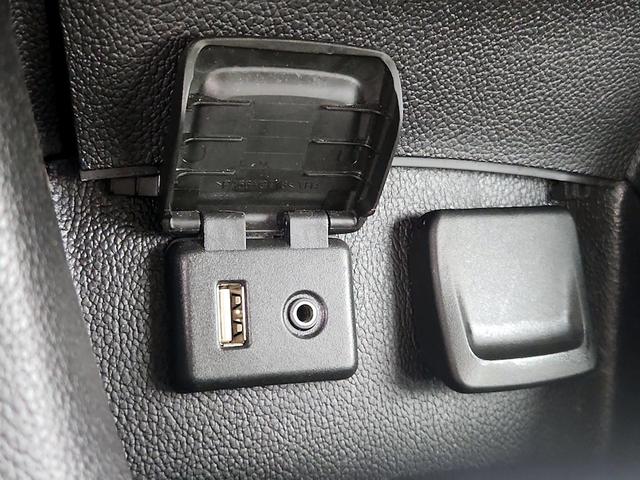 Photo of 2017 Silver Chevrolet Cruze