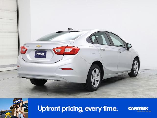 Photo of 2017 Silver Chevrolet Cruze