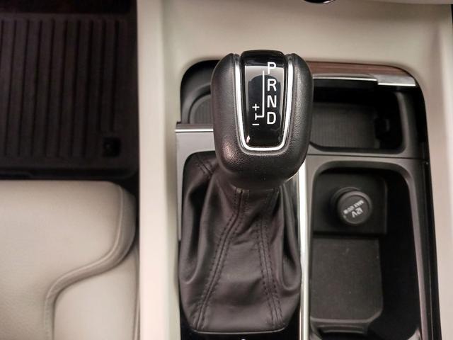 Photo of 2020 Black Volvo XC60