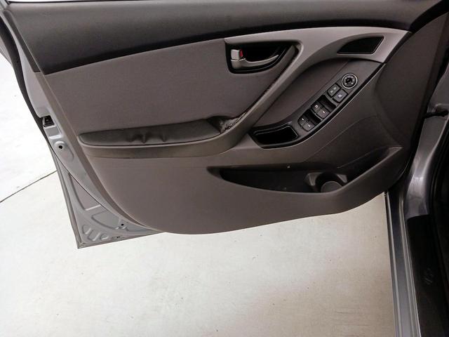 Photo of 2015 Gray Hyundai ELANTRA