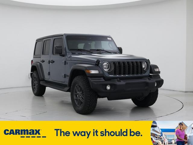 Photo of 2025 Gray Jeep Wrangler