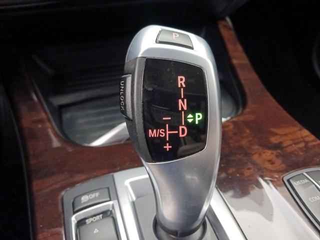 Photo of 2017 White BMW X3