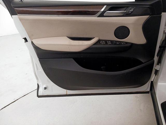 Photo of 2017 White BMW X3