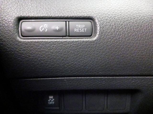 Photo of 2017 White Nissan Rogue