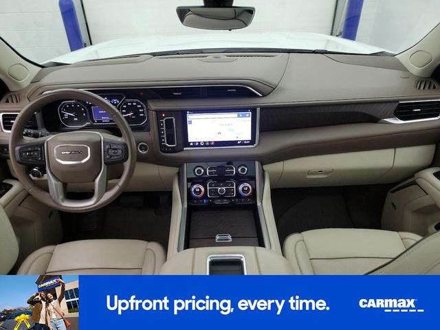 Photo of 2021 White GMC Yukon