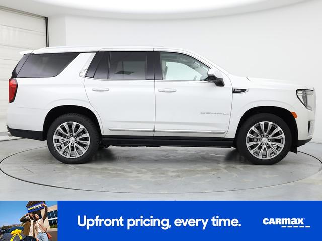 Photo of 2021 White GMC Yukon