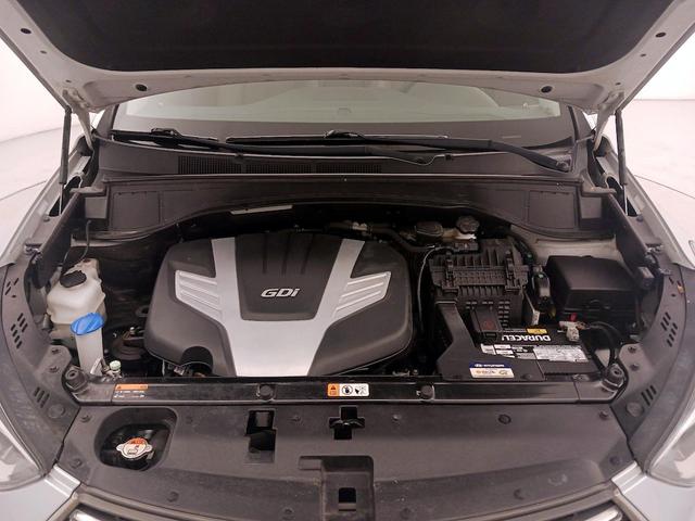 Photo of 2018 Silver Hyundai SANTA FE