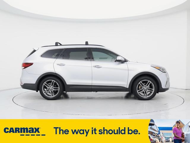 Photo of 2018 Silver Hyundai SANTA FE