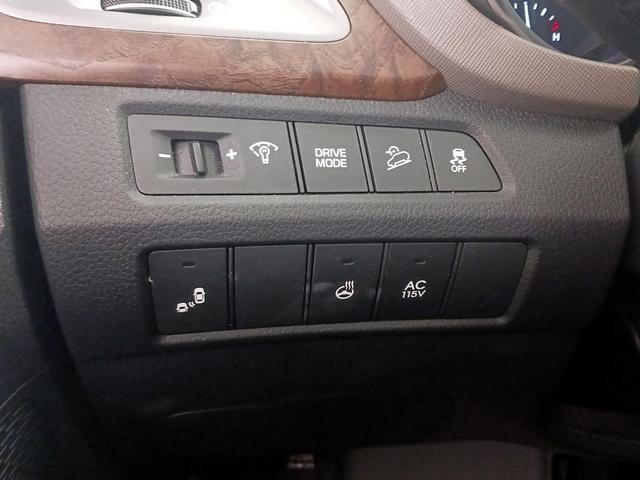 Photo of 2018 Silver Hyundai SANTA FE