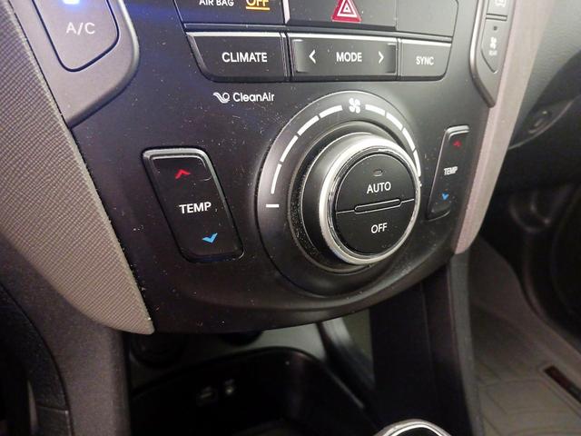 Photo of 2018 Silver Hyundai SANTA FE