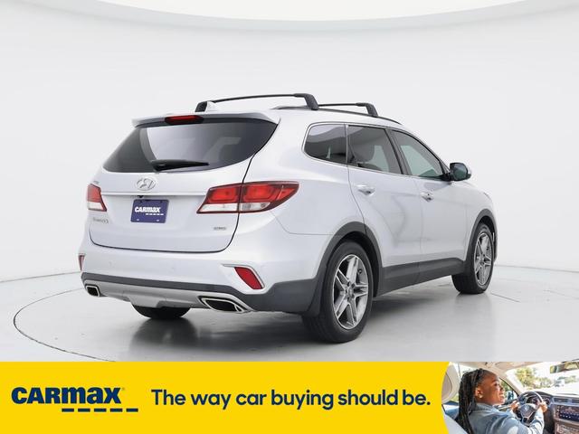 Photo of 2018 Silver Hyundai SANTA FE