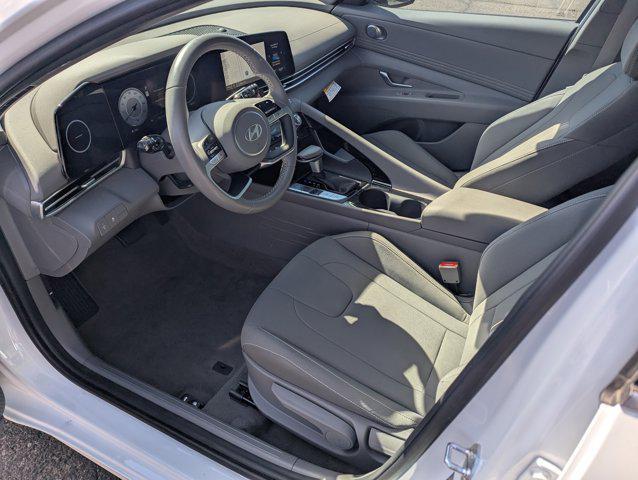 Photo of 2025 Serenity White Hyundai ELANTRA