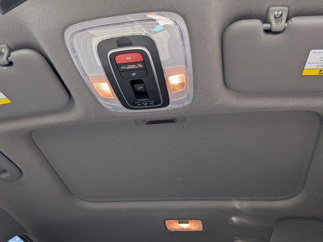 Photo of 2025 Serenity White Hyundai ELANTRA