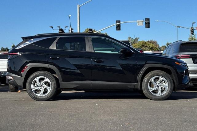 Photo of 2022 Phantom Black Hyundai TUCSON