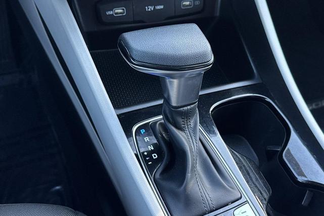 Photo of 2022 Phantom Black Hyundai TUCSON