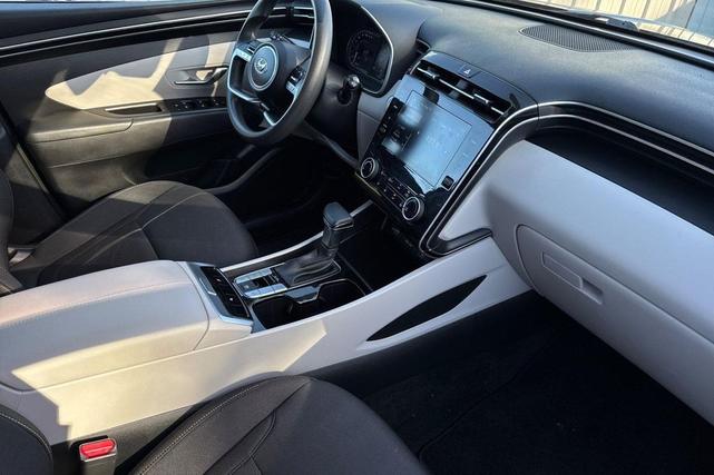 Photo of 2022 Phantom Black Hyundai TUCSON