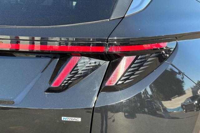 Photo of 2022 Phantom Black Hyundai TUCSON
