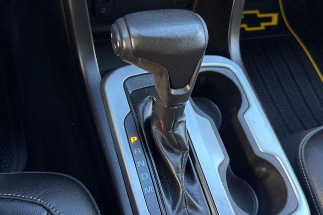 Photo of 2015 Summit White Chevrolet Colorado