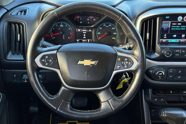 Photo of 2015 Summit White Chevrolet Colorado