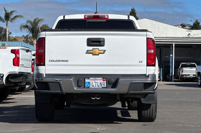 Photo of 2015 Summit White Chevrolet Colorado