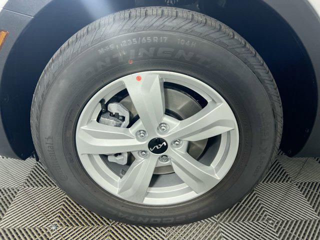 Photo of 2026 Glacier White Pearl Kia Sorento