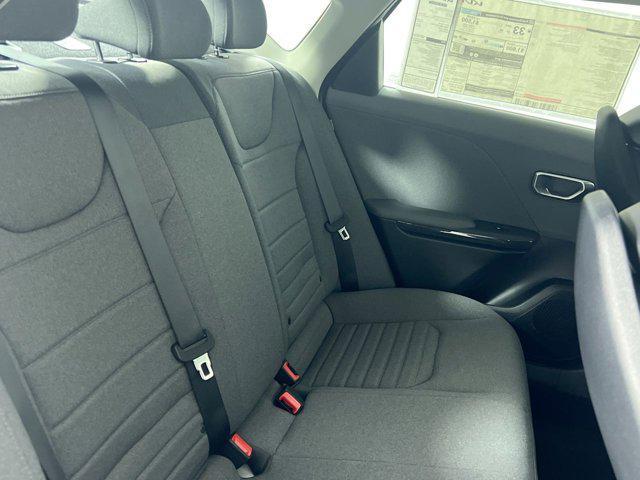 Photo of 2025 White Pearl Kia K4