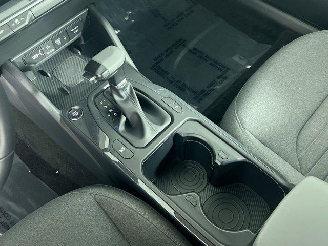 Photo of 2025 White Pearl Kia K4