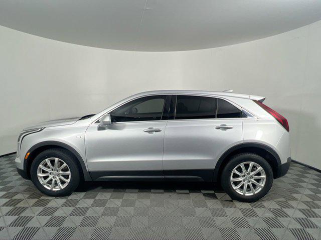 Photo of 2019 Radiant Silver Metallic Cadillac XT4