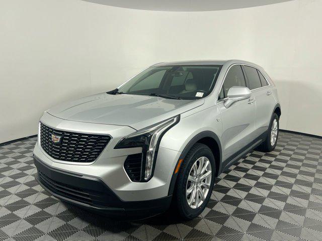 Photo of 2019 Radiant Silver Metallic Cadillac XT4