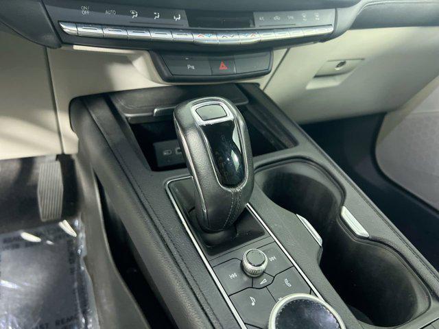 Photo of 2019 Radiant Silver Metallic Cadillac XT4