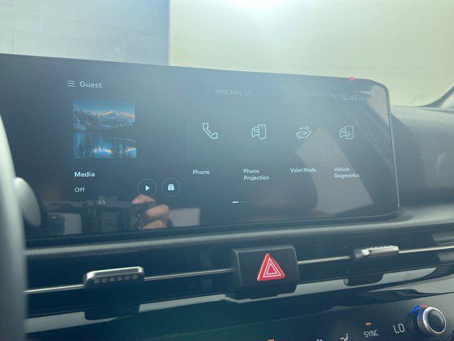 Photo of 2026 Wolf Gray Kia Sportage