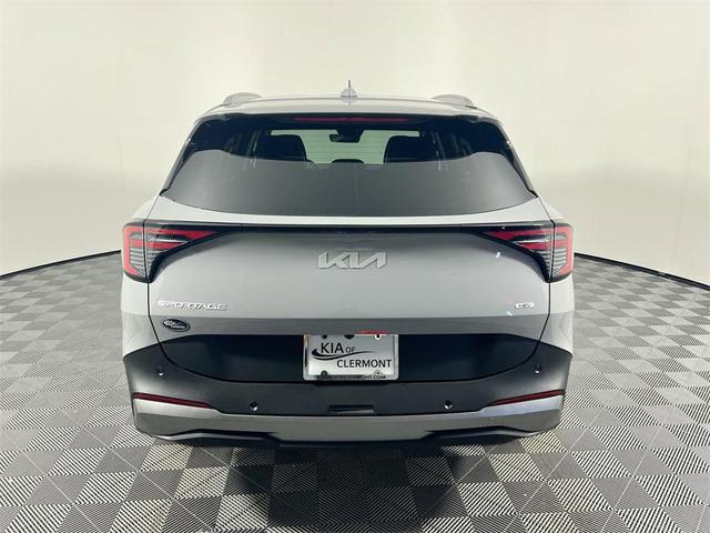 Photo of 2026 Wolf Gray Kia Sportage Hybrid