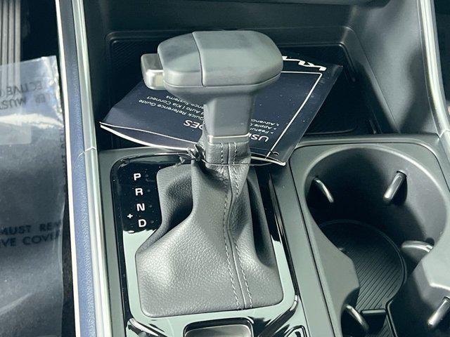 Photo of 2026 Snow White Pearl Kia Carnival Hybrid
