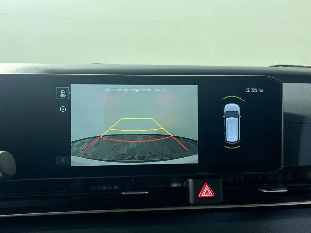 Photo of 2026 Snow White Pearl Kia Carnival Hybrid