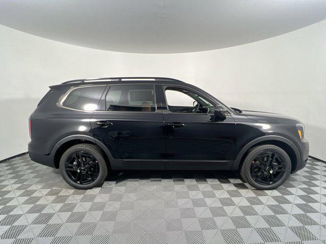Photo of 2025 Ebony Black Kia Telluride