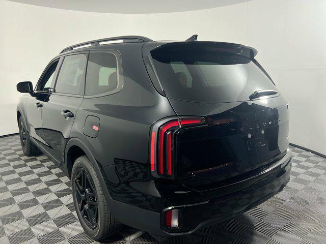 Photo of 2025 Ebony Black Kia Telluride