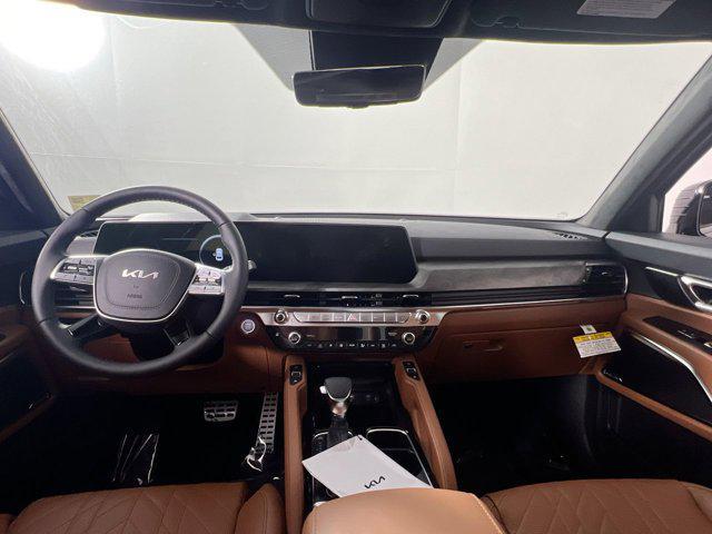 Photo of 2025 Ebony Black Kia Telluride