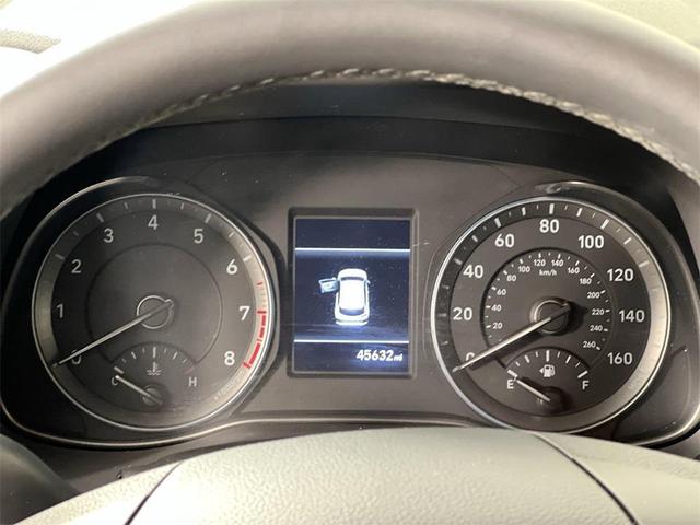 Photo of 2020 Thunder Gray Hyundai KONA