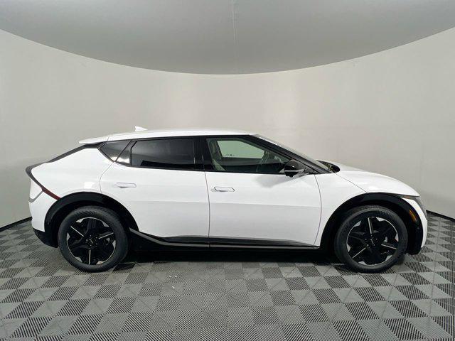 Photo of 2025 Glacier White Pearl Kia EV6