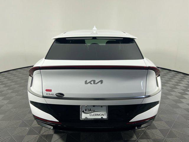 Photo of 2025 Glacier White Pearl Kia EV6