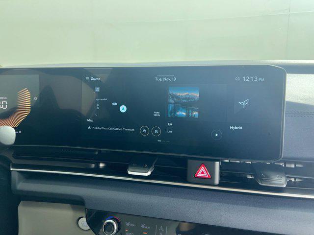 Photo of 2026 Snow White Pearl Kia Carnival Hybrid