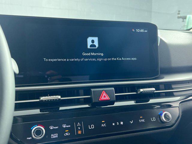 Photo of 2026 Ebony Black Kia Sportage