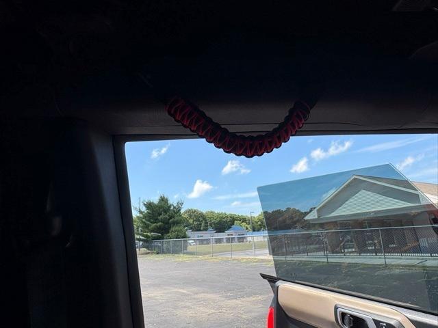 Photo of 2022 Race Red Ford Bronco