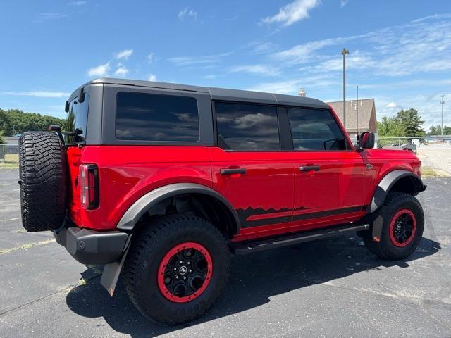 Photo of 2022 Race Red Ford Bronco