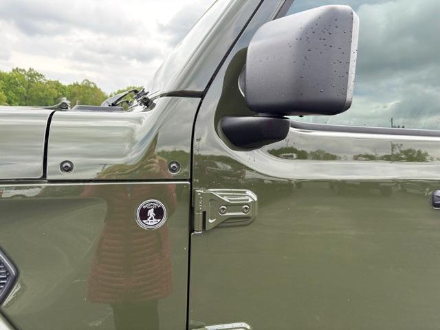Photo of 2021 Sarge Green Clearcoat Jeep Wrangler Unlimited