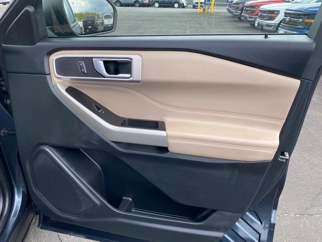Photo of 2022 Stone Blue Metallic Ford Explorer