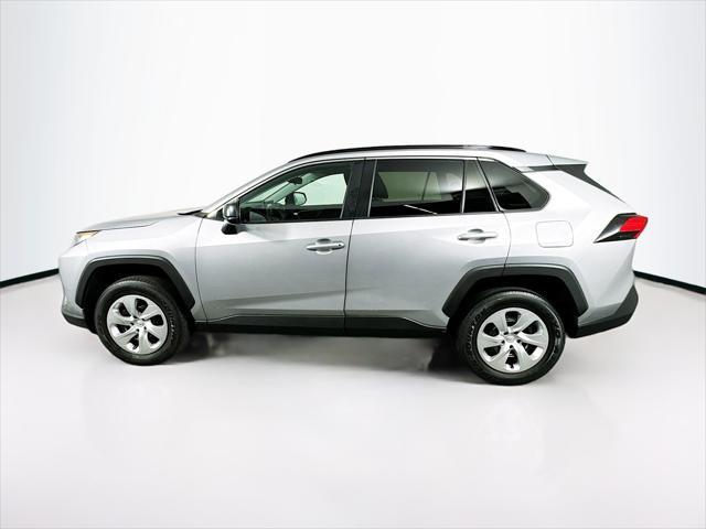 Photo of 2021 Silver Toyota RAV4